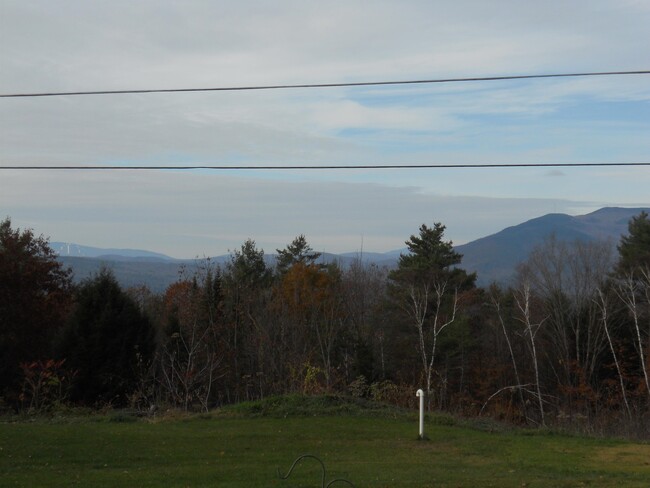 41 Skyline Terrace in Claremont, NH - Foto de edificio - Building Photo