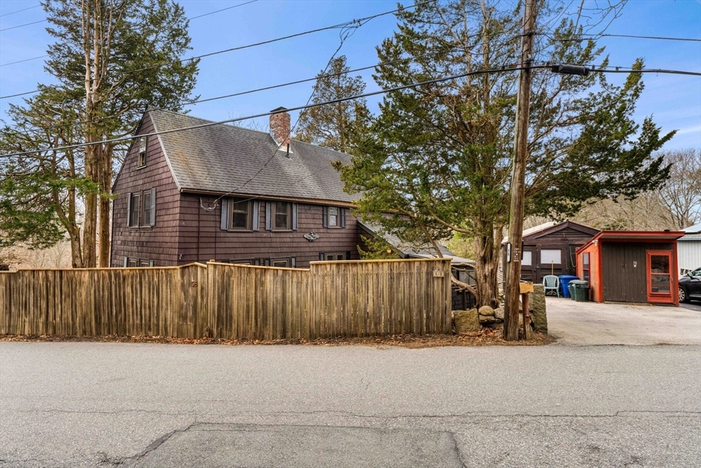 58 Sumner St in Gloucester, MA - Building Photo