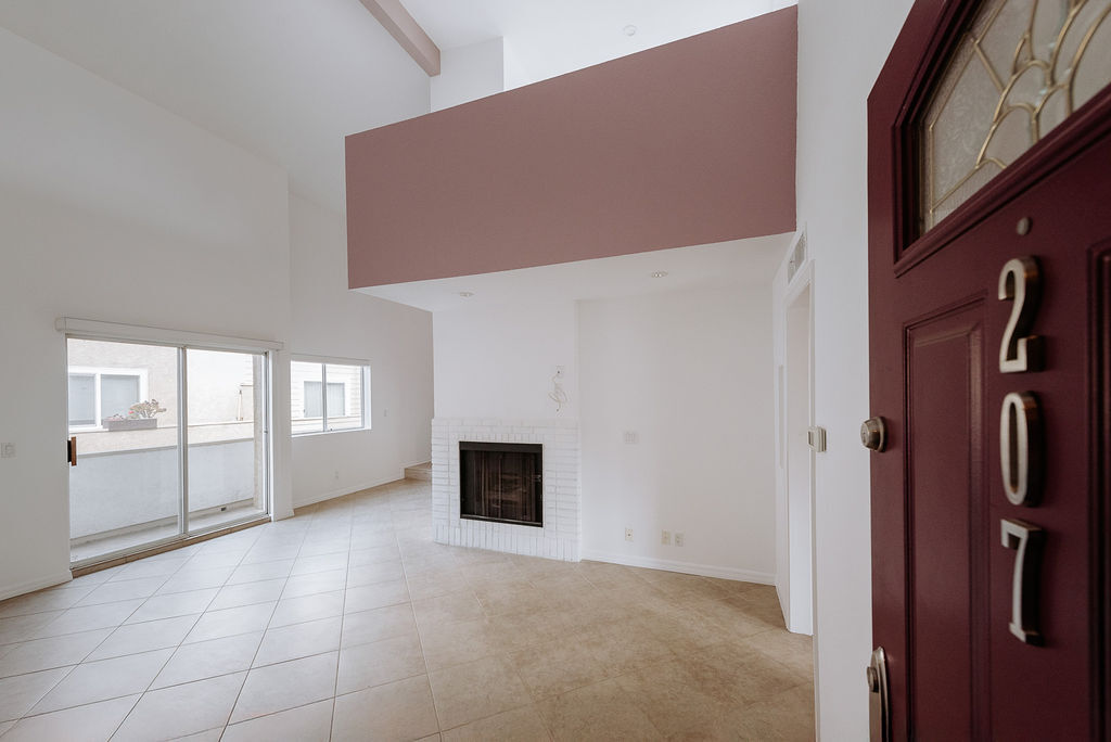 3651 Jasmine Ave, Unit 207 in Los Angeles, CA - Building Photo