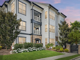SOUTHPOINT VILLAGE Apartments