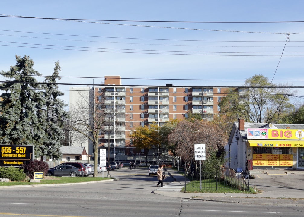 Greenvale Apartments in Hamilton, ON - Building Photo