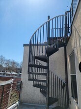 1239 N 31st St in Philadelphia, PA - Foto de edificio - Building Photo