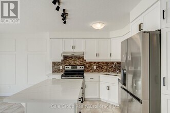 403 Champlain Ave in Woodstock, ON - Building Photo - Building Photo