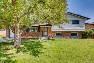 4641 W Tufts Ave in Denver, CO - Building Photo