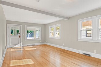 2018 E Mifflin St in Madison, WI - Foto de edificio - Building Photo