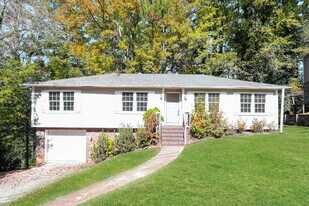 908 Kathryne Cir in Birmingham, AL - Building Photo