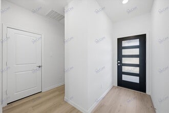 713 Leavenworth Dr in McKinney, TX - Building Photo - Building Photo