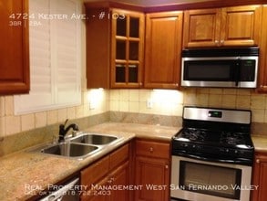 4724 Kester Ave in Los Angeles, CA - Foto de edificio - Building Photo