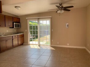 2392 Lemon Ave in Signal Hill, CA - Building Photo - Building Photo