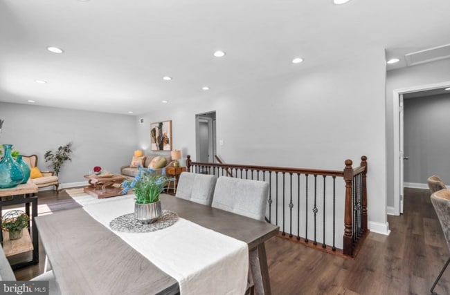 9802 Cherry Tree Ln in Silver Spring, MD - Building Photo - Building Photo