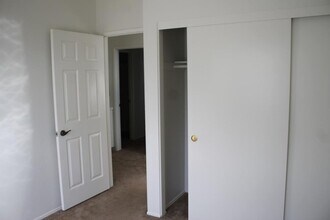 952 Alyssum Rd in Carlsbad, CA - Building Photo - Building Photo