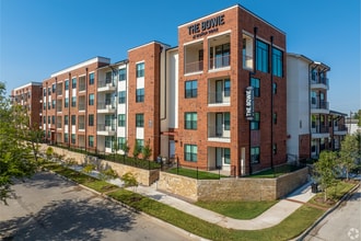The Bowie at Bishop Ridge in Dallas, TX - Building Photo - Building Photo