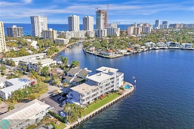 property at 1201 S Riverside Dr