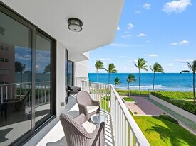 2917 S Ocean Blvd, Unit 304 in Highland Beach, FL - Building Photo