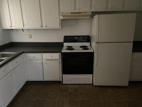 1610 E Park Ave in Valdosta, GA - Building Photo - Building Photo