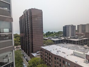720 W Gordon Terrace in Chicago, IL - Building Photo - Building Photo