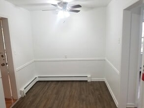 17 Old Allamuchy Rd, Unit 2 in Hackettstown, NJ - Building Photo - Building Photo