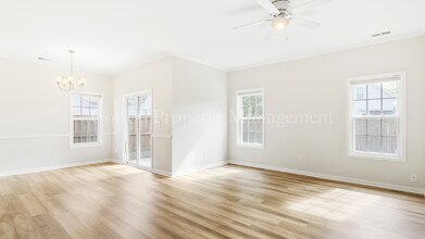 1010 Winterberry Cir in Leland, NC - Building Photo - Building Photo