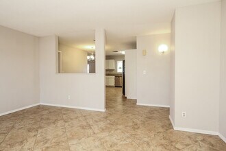 1314 W Rockwell Dr in Chandler, AZ - Building Photo - Building Photo
