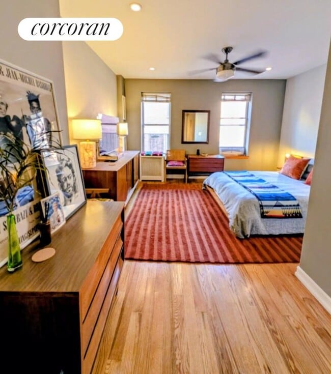 property at 811 Walton Ave