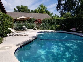 3815 Menchaca Rd in Austin, TX - Building Photo - Building Photo