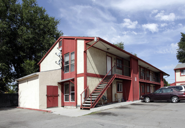 Rosa Linda Apartments in Salt Lake City, UT - Foto de edificio - Building Photo