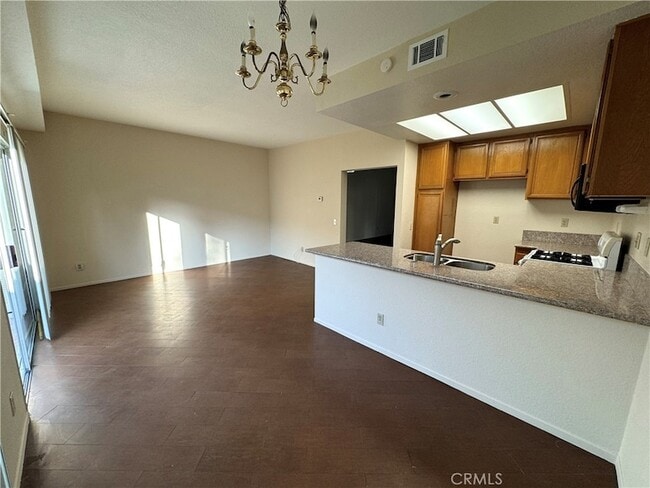 158 Monroe in Irvine, CA - Building Photo - Building Photo