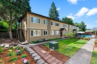 Asher Park Apartments in Tigard, OR - Building Photo - Primary Photo