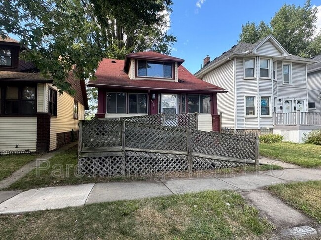 property at 4270 Pitt St