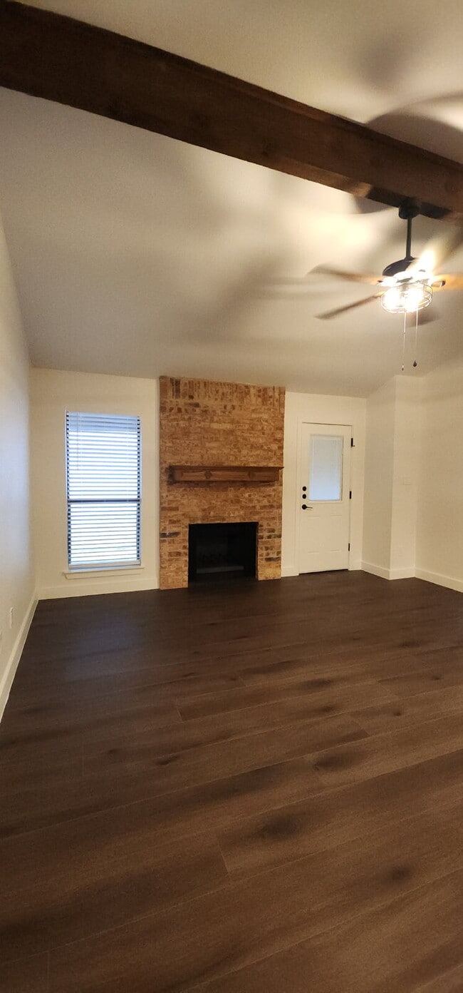 1112 Concord Dr in Mansfield, TX - Building Photo - Building Photo