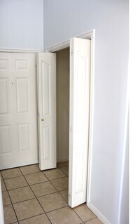 1411 S 1020 W photo'