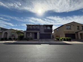 9313 E Static Ave in Mesa, AZ - Building Photo - Building Photo