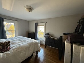 10 Allen St, Unit 1 in Somerville, MA - Building Photo - Building Photo