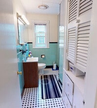 193 Cypress St, Unit 3 in Brookline, MA - Building Photo - Building Photo