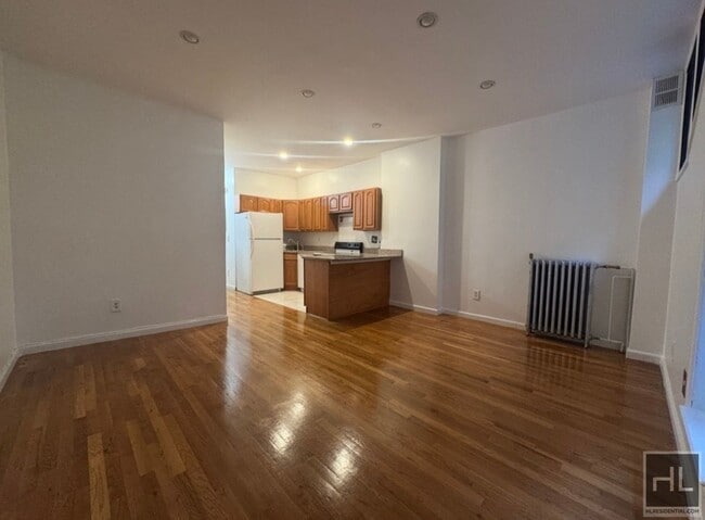 4 STREET in Brooklyn, NY - Building Photo - Building Photo