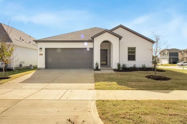 3204 Royal Frst Dr in Denton, TX - Building Photo