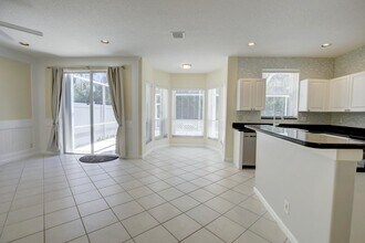 7715 Colony Lake Dr in Boynton Beach, FL - Building Photo - Building Photo