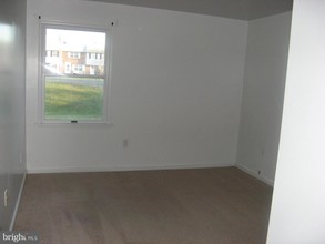 5301 Berkshire Ct-Unit -APT. 3 in Stephens City, VA - Building Photo - Building Photo