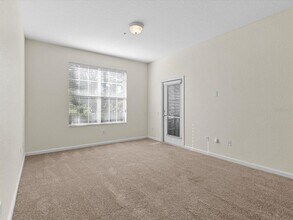 8296 Portofino Dr in Davenport, FL - Building Photo - Building Photo