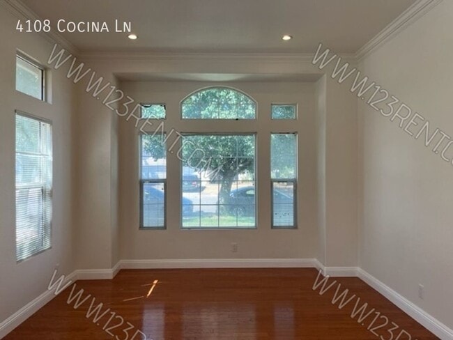 4108 Cocina Ln in Palmdale, CA - Building Photo - Building Photo