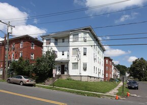 199o Broad St in New Britain, CT - Building Photo