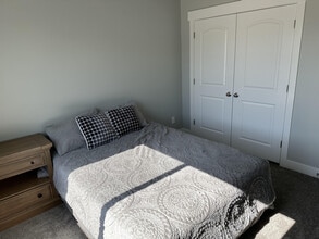 1353 N 3740 W in Eagle Mountain, UT - Building Photo - Building Photo