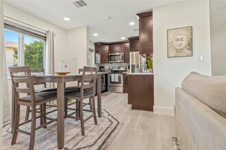 18606 SW 100th Ave in Cutler Bay, FL - Building Photo - Building Photo