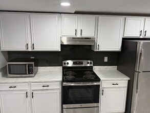 11175 Dexter Dr in Thornton, CO - Foto de edificio - Building Photo