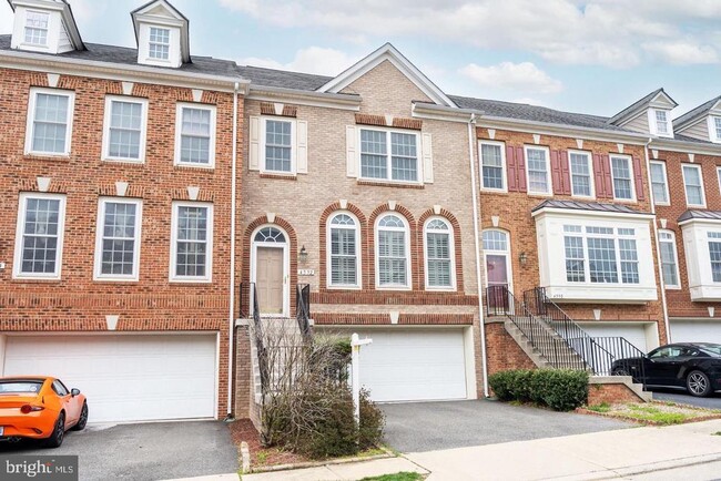 property at 4592 Barringer Pl