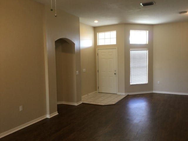 29643 Morwen Pl in Zephyrhills, FL - Building Photo - Building Photo