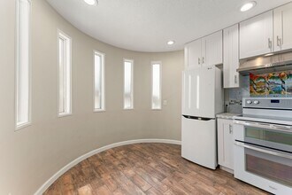 6453 Bayou Glen Rd in Houston, TX - Building Photo - Building Photo