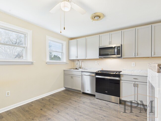 property at 15 Nottingham Rd