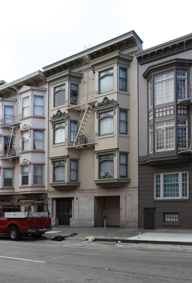 1745 Washington St in San Francisco, CA - Building Photo - Building Photo