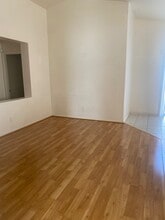 1056 Menands Ave in Las Vegas, NV - Building Photo - Building Photo